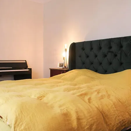 Spacious Luxury Haussmanian Paris