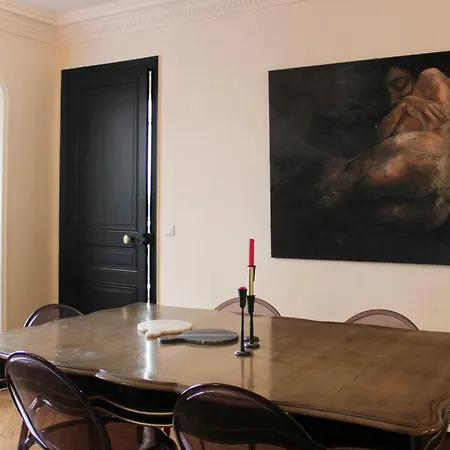 Spacious Luxury Haussmanian Apartamento *